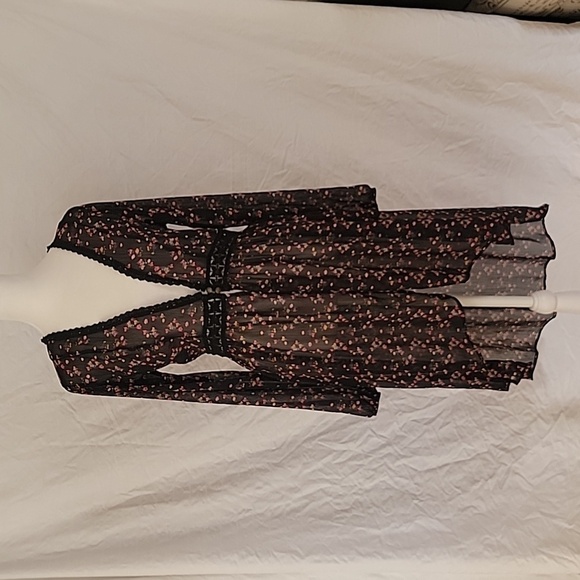 Xhilaration Size XS Sheer Crochet Trim Double Button High-Low Kimono Duster, EUC - Picture 1 of 11